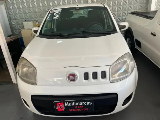 FIAT UNO 1.0 EVO VIVACE 8V FLEX 4P MANUAL FIAT UNO 1.0 EVO VIVACE 8V FLEX 4P MANUAL