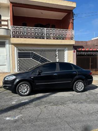 FIAT LINEA 1.8 ESSENCE 16V FLEX 4P MANUAL