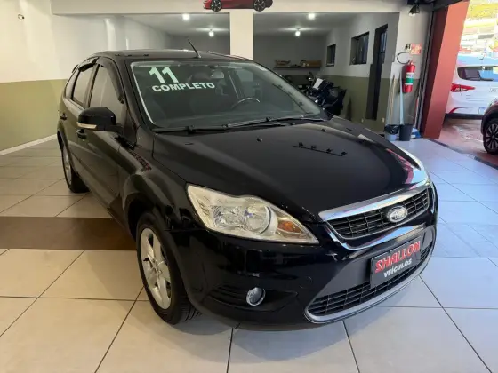 FORD FOCUS 2.0 GLX 16V FLEX 4P MANUAL