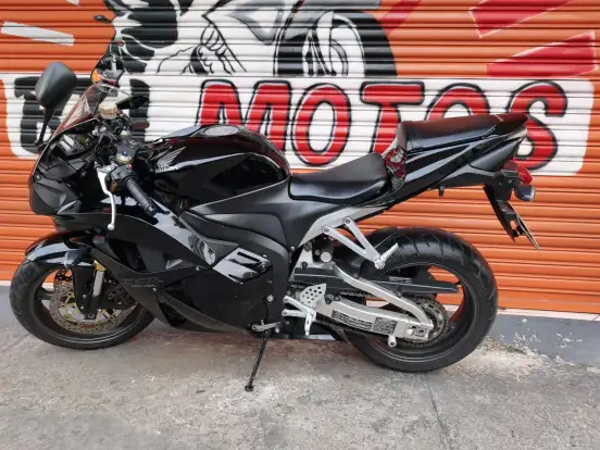 HONDA-CBR 600RR HONDA-CBR 600RR-2011