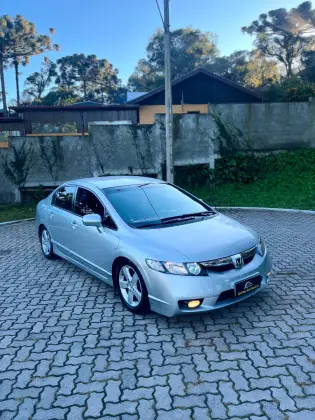 HONDA CIVIC 1.8 LXS 16V FLEX 4P MANUAL HONDA CIVIC 1.8 LXS 16V FLEX 4P MANUAL