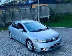 HONDA CIVIC 1.8 LXS 16V FLEX 4P MANUAL HONDA CIVIC 1.8 LXS 16V FLEX 4P MANUAL