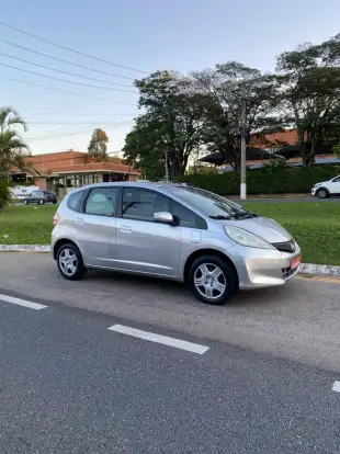 HONDA-FIT-2013