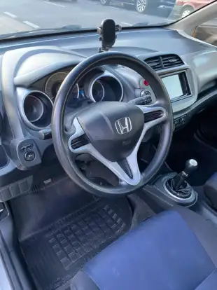 HONDA-FIT-2013