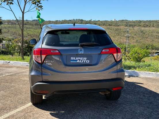 HONDA-HR-V-1.8 16V FLEX LX 4P AUTOMÁTICO HONDA-HR-V-2016