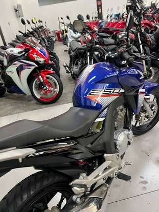 HONDA-CB TWISTER-2022