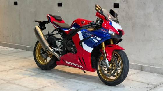 HONDA CBR 1000RR-R FIREBLADE SP 