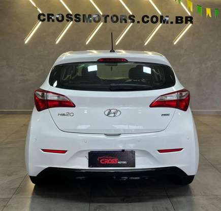HYUNDAI-HB20-2015