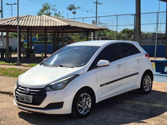 HYUNDAI-HB20-1.6 COMFORT PLUS 16V FLEX 4P MANUAL HYUNDAI-HB20-2017