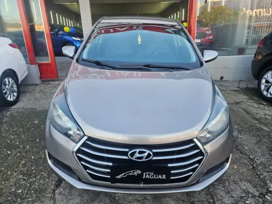 HYUNDAI HB20S 1.6 COMFORT PLUS 16V FLEX 4P AUTOMÁTICO HYUNDAI HB20S 1.6 COMFORT PLUS 16V FLEX 4P AUTOMÁTICO