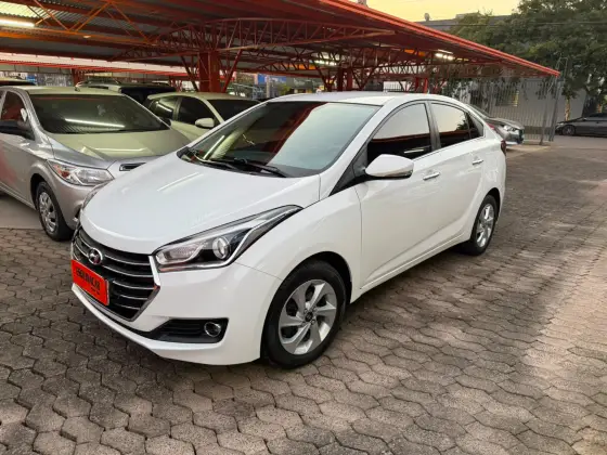 HYUNDAI HB20S 1.6 PREMIUM 16V FLEX 4P AUTOMÁTICO HYUNDAI HB20S 1.6 PREMIUM 16V FLEX 4P AUTOMÁTICO