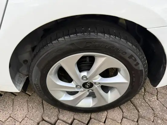 HYUNDAI-HB20S-1.6 PREMIUM 16V FLEX 4P AUTOMÁTICO HYUNDAI-HB20S-2016