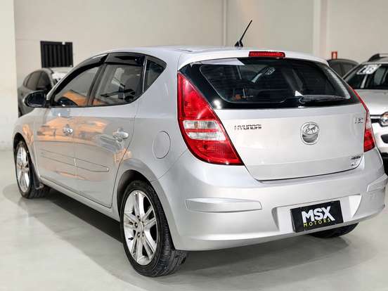 HYUNDAI-I30-2.0 MPI 16V GASOLINA 4P MANUAL HYUNDAI-I30-2011