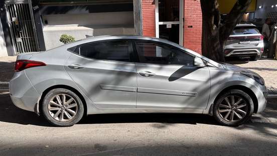 HYUNDAI-ELANTRA-2014