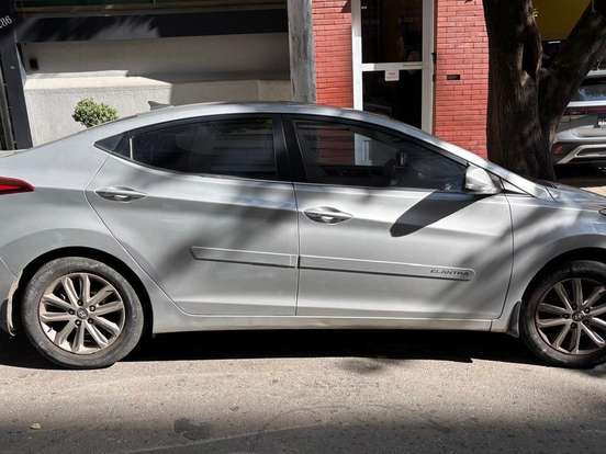 HYUNDAI-ELANTRA-2.0 GLS 16V FLEX 4P AUTOMÁTICO HYUNDAI-ELANTRA-2014