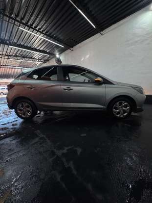 HYUNDAI-HB20-2023