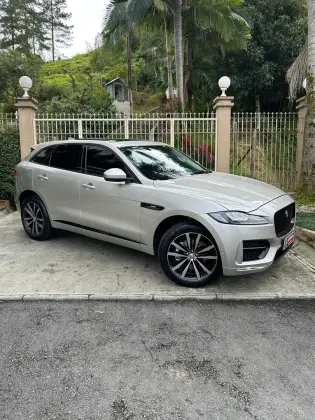 JAGUAR F-PACE 3.0 V6 SUPERCHARGED R-SPORT AWD 4P AUTOMÁTICO JAGUAR F-PACE 3.0 V6 SUPERCHARGED R-SPORT AWD 4P AUTOMÁTICO