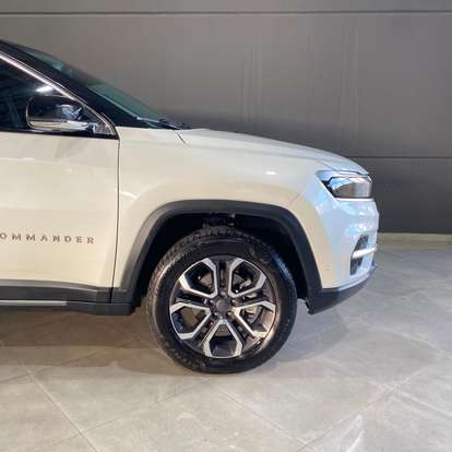 JEEP-COMMANDER-2024