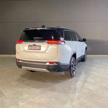 JEEP-COMMANDER-2024