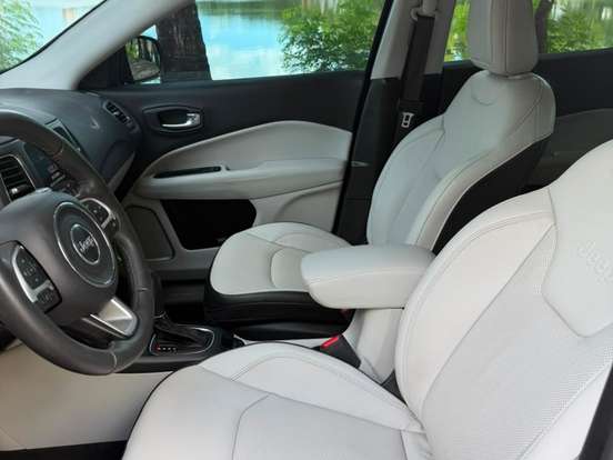 JEEP-COMPASS-2.0 16V DIESEL LONGITUDE 4X4 AUTOMÁTICO JEEP-COMPASS-2021