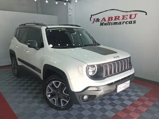 JEEP RENEGADE 2.0 16V TURBO DIESEL LONGITUDE 4P 4X4 AUTOMÁTICO JEEP RENEGADE 2.0 16V TURBO DIESEL LONGITUDE 4P 4X4 AUTOMÁTICO