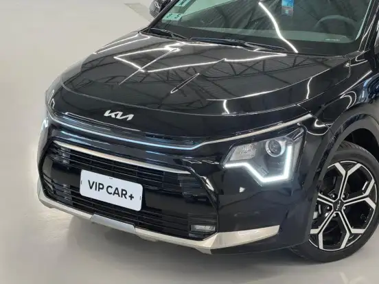 KIA-NIRO-2023