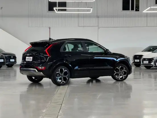 KIA-NIRO-2023