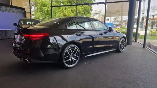 MERCEDES-BENZ-C 300-2026