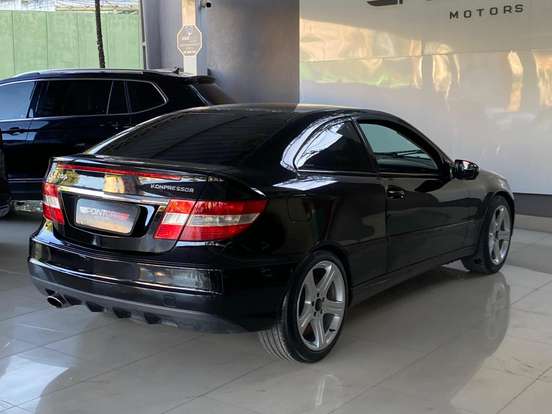 MERCEDES-BENZ-CLC 200-2009