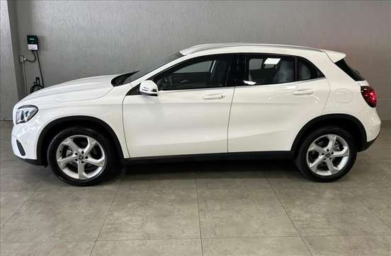 MERCEDES-BENZ-GLA 200-1.6 CGI FLEX ADVANCE 7G-DCT MERCEDES-BENZ-GLA 200-2018
