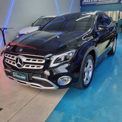 MERCEDES-BENZ GLA 200 1.6 CGI FLEX ENDURO 7G-DCT