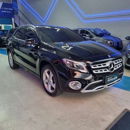 MERCEDES-BENZ-GLA 200-2019