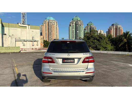 MERCEDES-BENZ-ML 350-3.5 BLUEEFFICIENCY SPORT 4X4 V6 GASOLINA 4P AUTOMÁTICO MERCEDES-BENZ-ML 350-2012