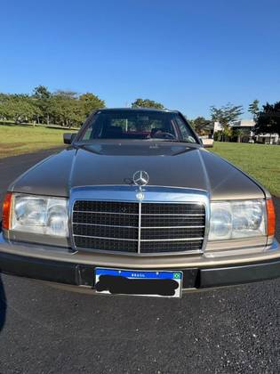 MERCEDES-BENZ 300 E 3.0 SEDAN 6 CILINDROS 24V GASOLINA 4P MANUAL