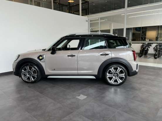 MINI-COUNTRYMAN-2021