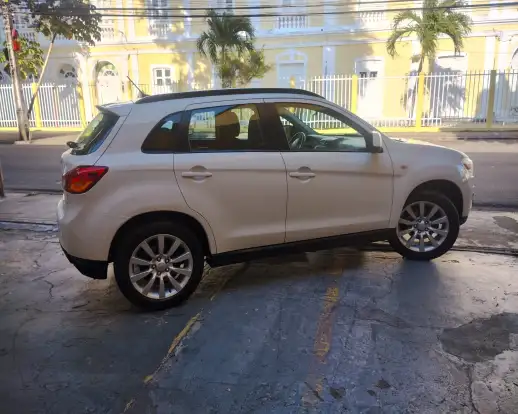 MITSUBISHI-ASX-2015