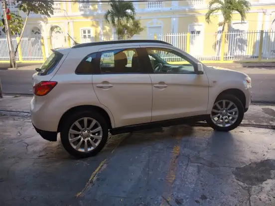 MITSUBISHI-ASX-2.0 4X2 16V GASOLINA 4P AUTOMÁTICO MITSUBISHI-ASX-2015