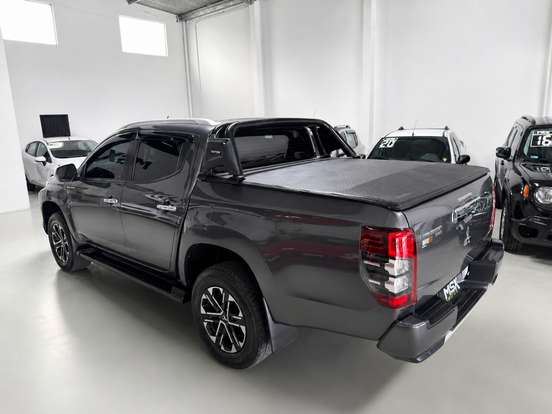 MITSUBISHI-L200 TRITON-2.4 16V TURBO DIESEL SPORT HPE CD 4P 4X4 AUTOMÁTICO MITSUBISHI-L200 TRITON-2022