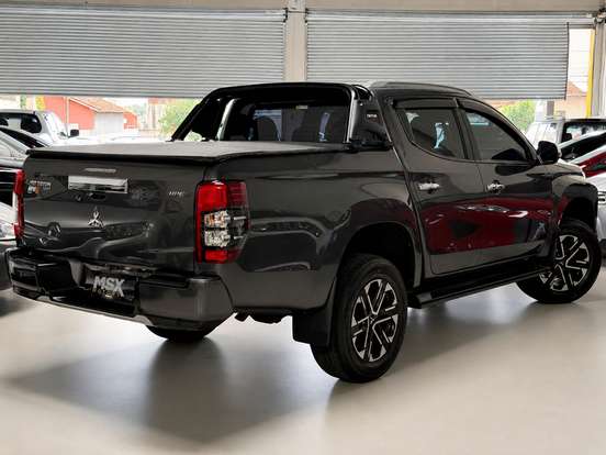 MITSUBISHI-L200 TRITON-2.4 16V TURBO DIESEL SPORT HPE CD 4P 4X4 AUTOMÁTICO MITSUBISHI-L200 TRITON-2022
