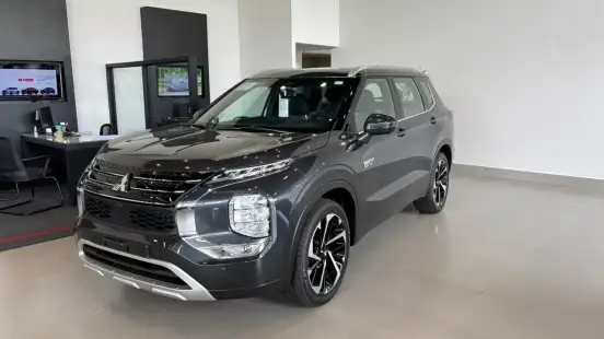 MITSUBISHI-OUTLANDER-2.4 PHEV SIGNATURE S-AWC DHT MITSUBISHI-OUTLANDER-2025