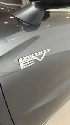 MITSUBISHI-OUTLANDER-2.4 PHEV SIGNATURE S-AWC DHT MITSUBISHI-OUTLANDER-2025