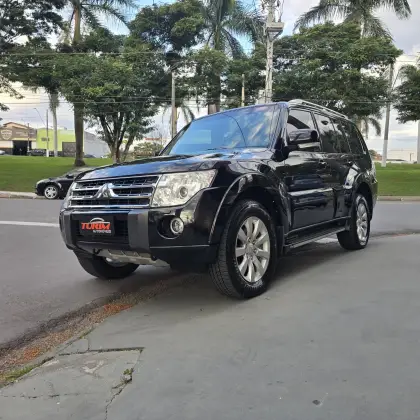 MITSUBISHI PAJERO FULL 3.8 HPE 4X4 V6 24V GASOLINA 4P AUTOMÁTICO