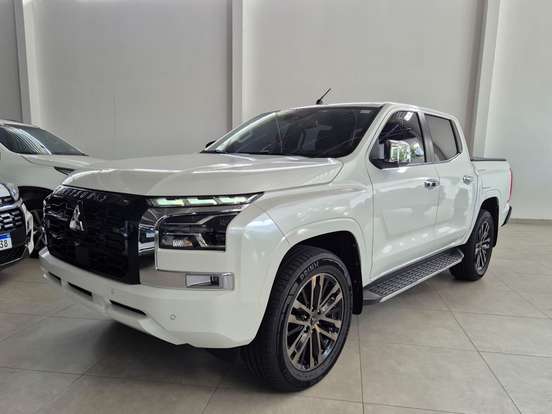 MITSUBISHI-TRITON-2.4 BITURBO DIESEL CD HPE-S 4X4 AUTOMÁTICO MITSUBISHI-TRITON-2025