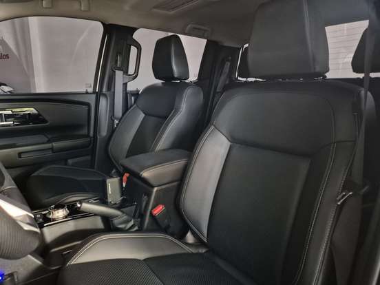 MITSUBISHI-TRITON-2.4 BITURBO DIESEL CD HPE-S 4X4 AUTOMÁTICO MITSUBISHI-TRITON-2025