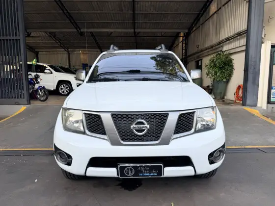 NISSAN FRONTIER 2.5 SV ATTACK 4X4 CD TURBO ELETRONIC DIESEL 4P AUTOMÁTICO