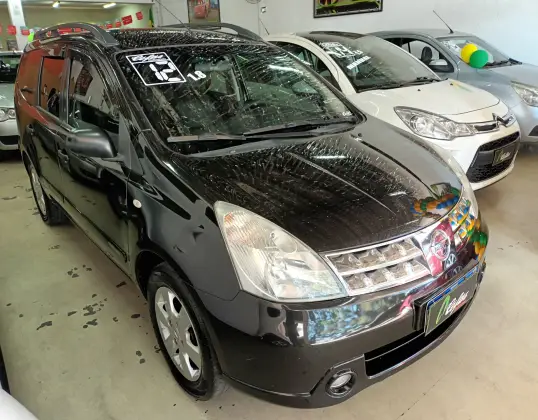 NISSAN GRAND LIVINA 1.8 S 16V FLEX 4P MANUAL NISSAN GRAND LIVINA 1.8 S 16V FLEX 4P MANUAL