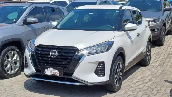 NISSAN-KICKS-2023
