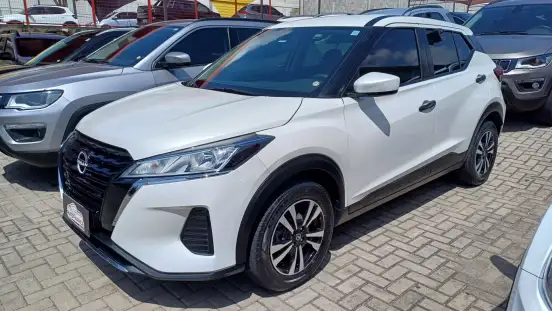 NISSAN-KICKS-2023