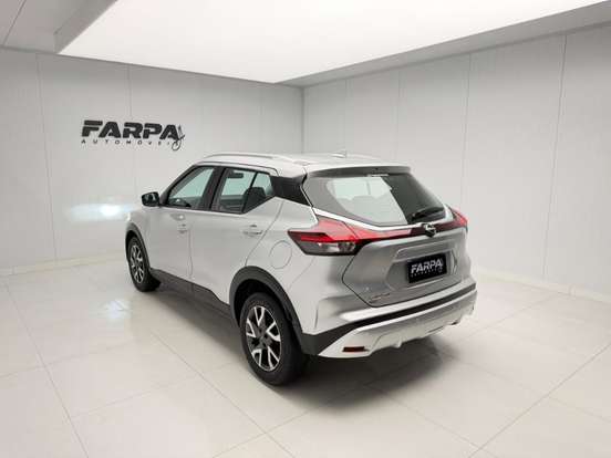 NISSAN-KICKS-2023