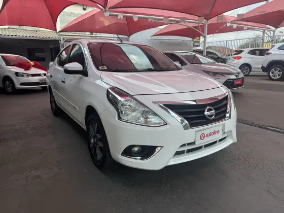 NISSAN VERSA 1.6 16V FLEX S 4P MANUAL NISSAN VERSA 1.6 16V FLEX S 4P MANUAL
